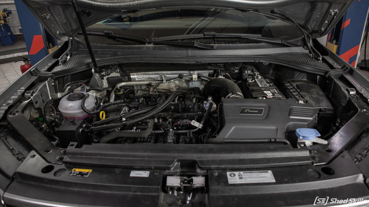 Подкапотная часть Volkswagen Tiguan